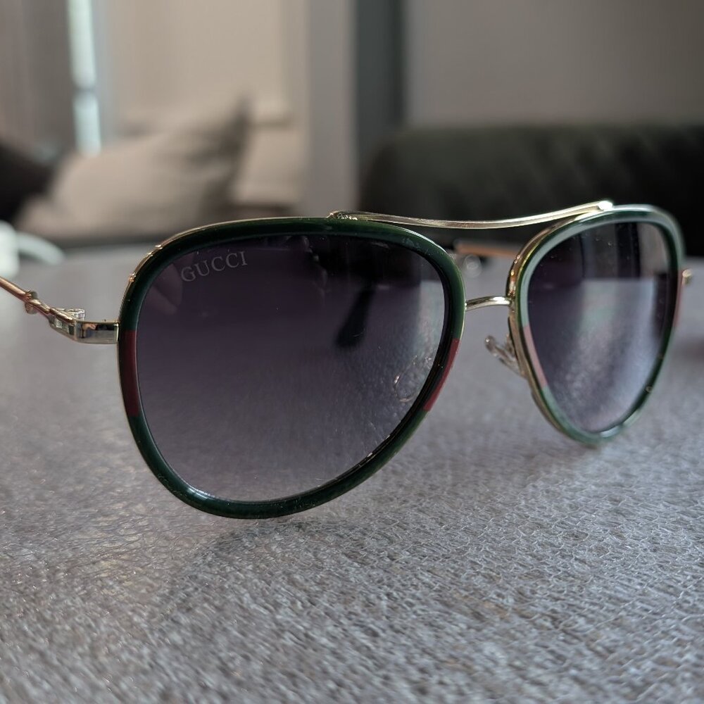 Gucci Aviator Green and Red; Men or Women Unisex Sunglasses